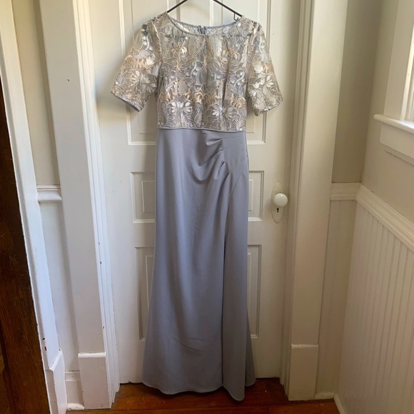Adrianna Papell Dresses & Skirts - Adrianna Papell Mother of the Bride Dress Size 6